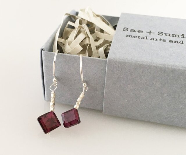 Rhodlite Garnet+Karen Silver◇ピアス/イヤリング2の画像1枚目