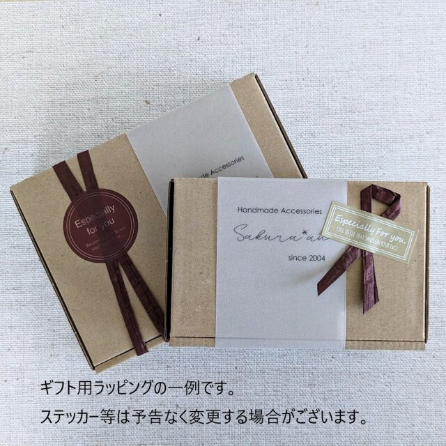 SALE  Pierces　金具変更不可　チタン　カットガラス（P0905）