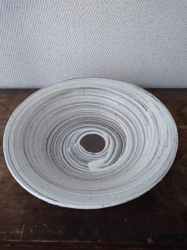 刷毛目 鉢の画像1枚目