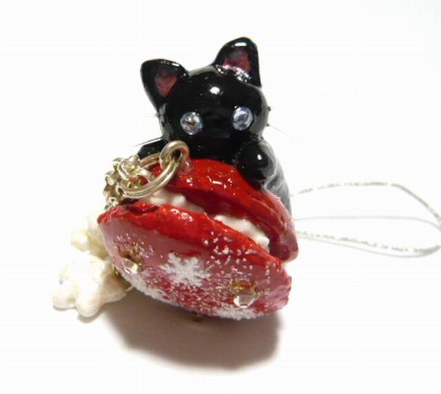 にゃんこのしっぽ クリスマスカラーのスノーマカロン 黒猫 猫 Iichi ハンドメイド クラフト作品 手仕事品の通販