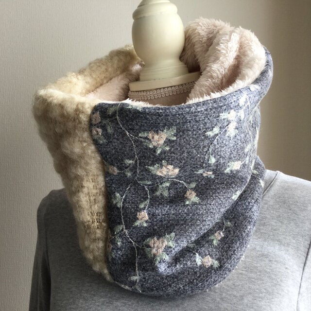 ネックウォーマー 刺繍ニットとイタリア製ニットの画像1枚目