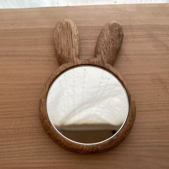 rabbit mirrorの画像1枚目
