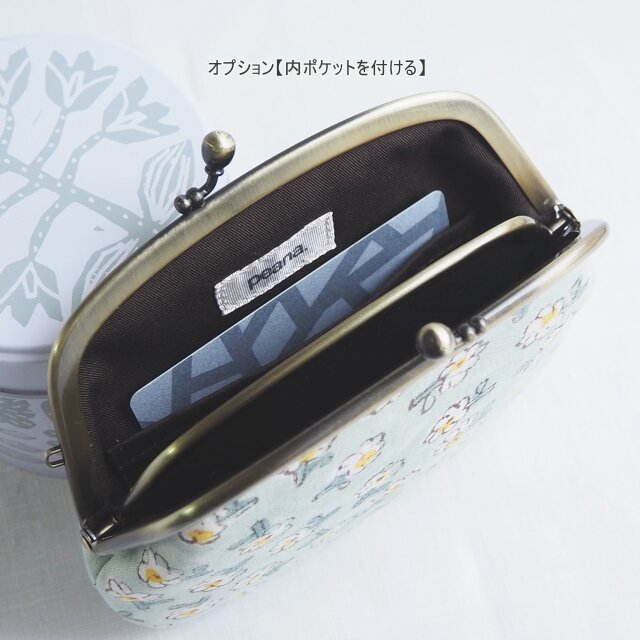 □木版プリントの仕切りがま口財布 / hanauta□ amande(adm-hn