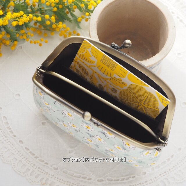 □木版プリントの仕切りがま口財布 / hanauta□ amande(adm-hn