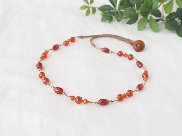 Orange-Red Necklaceの画像1枚目
