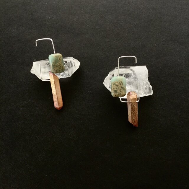 ジャスパーとクリスタルのスクエアピアス