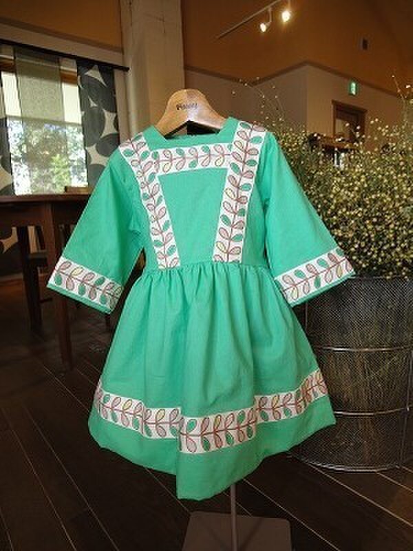 緑のワンピース Iichi ハンドメイド クラフト作品 手仕事品の通販