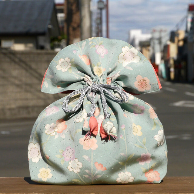 着物 巾着 桜文 幸せを呼ぶFUGURO 大サイズ の画像1枚目