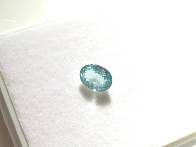 ブルーアパタイト 7.0×5.2mm ルースの画像1枚目