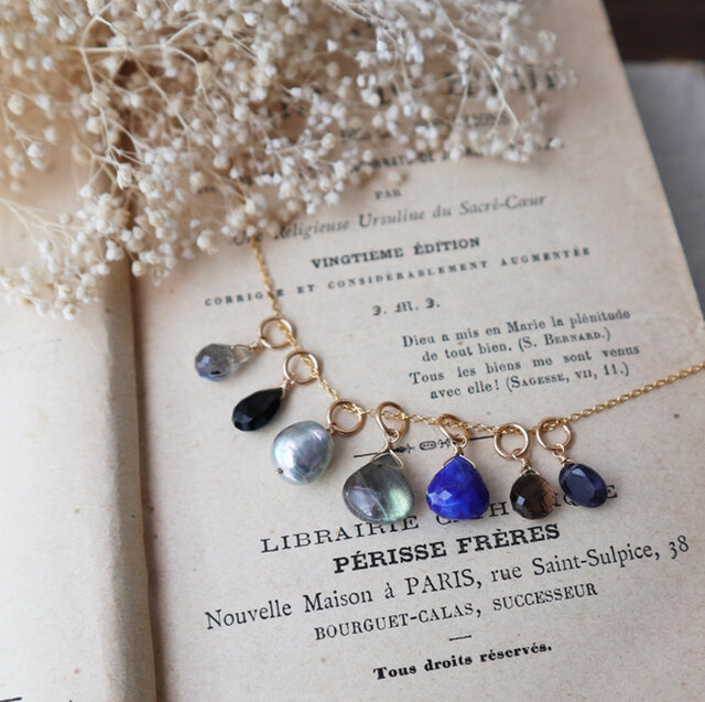 14kgf】ブルーグレー天然石の7チャームネックレスセット | iichi 日々