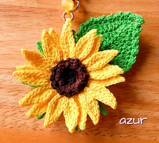 ひまわりのキーホルダー（小） レモンイエロー | iichi 日々の暮らしを