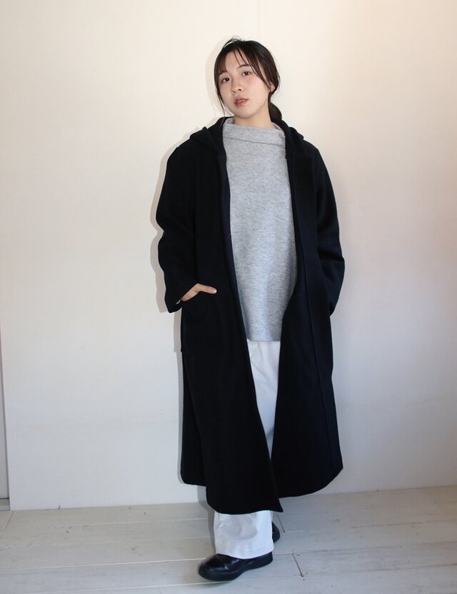 圧縮ウールのフード付きコート | iichi 日々の暮らしを心地よくする