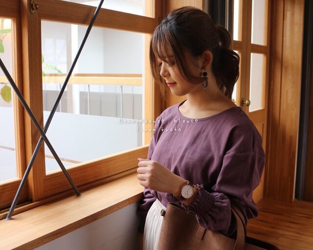 【S〜M】ゆるふわダブルガーゼで魅せる、シャーリング袖のブラウス(パープルスウィート)の画像1枚目