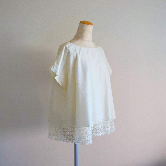 ふんわりコットンローン＆レースフレンチスリーブAラインブラウス（クリーム）＜受注制作＞