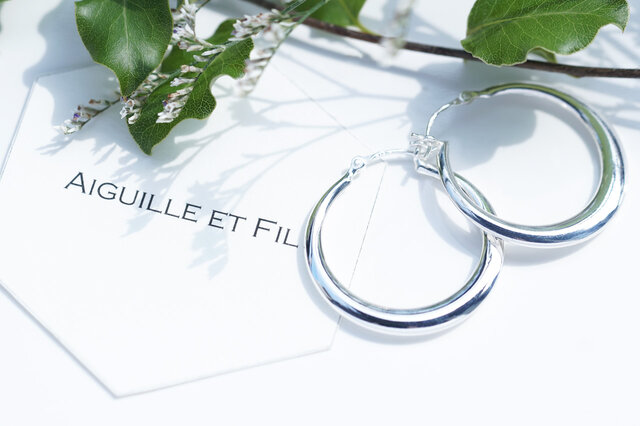 SILVER925 オーバルフープピアス | iichi 日々の暮らしを