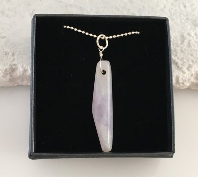 ミャンマー産天然ラベンダー翡翠◇SV Pendant | iichi 日々の暮らしを