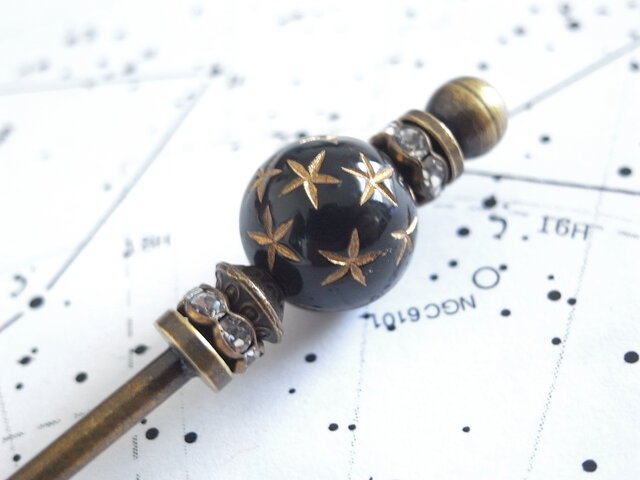 かんざし 星空の様な黒のアクリルビーズの画像1枚目