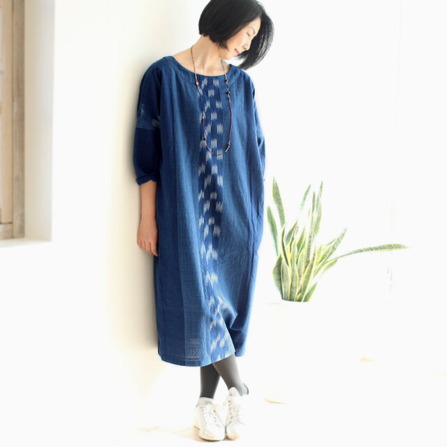 前後で着られる2wayコットンワンピース【インディゴ】の画像1枚目