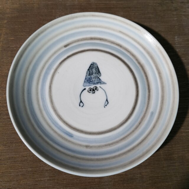 4寸皿(ヤドカリ)の画像1枚目