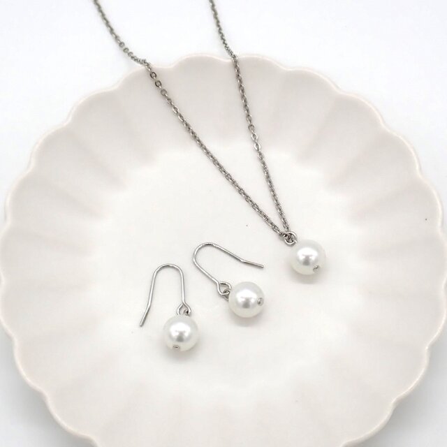 一粒パールネックレス＆ピアス／イヤリングセット【ホワイト