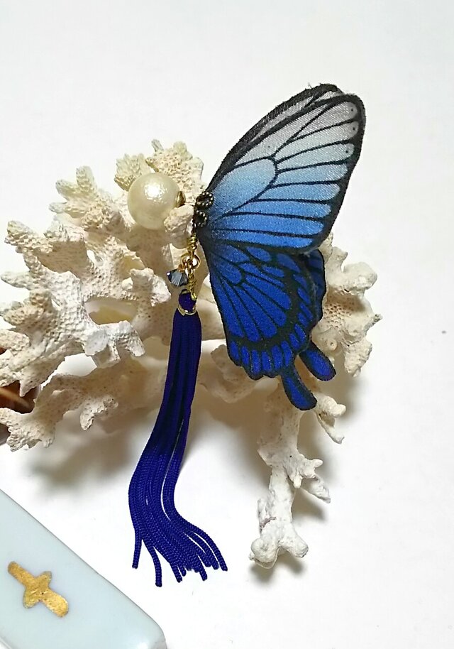蝶のピアス (大) アゲハの画像1枚目