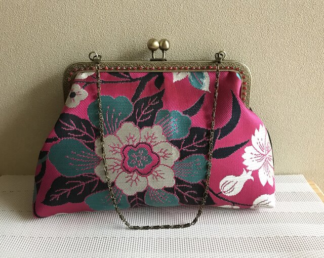 がまぐちバッグ・マゼンタピンク×ブルーの洋花柄 帯地の画像1枚目