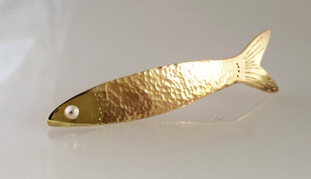 The Fish◇時空を泳ぐ魚◇真鍮ブローチの画像1枚目