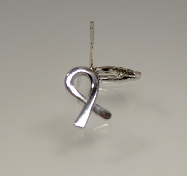 Silver Twist Earringsの画像1枚目