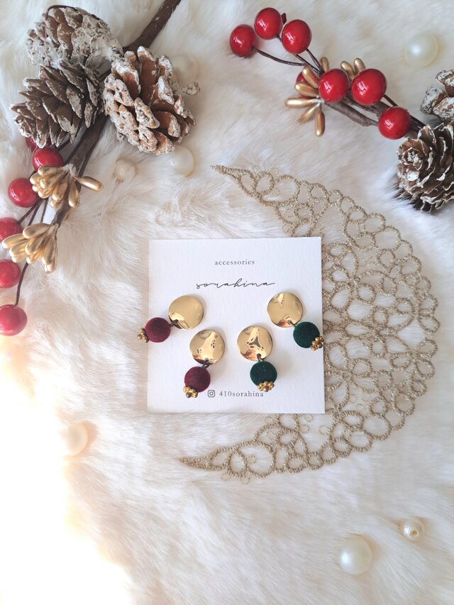 "modeを散りばめる…"　gold　小ぶりピアス/イヤリングa