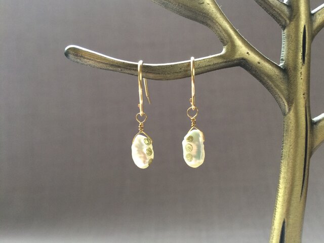 淡水パール*gold dot*ピアス14kgfの画像1枚目