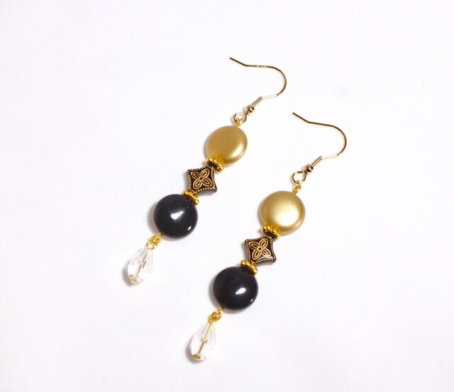 【1点のみ】ゴールド×ブラックの大人なピアス〔OR34〕の画像1枚目