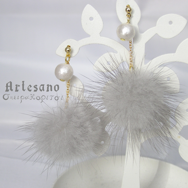 ふわふわミンクファーとコットンパールのピアス・イヤリング *σπειρα κοριτσι*