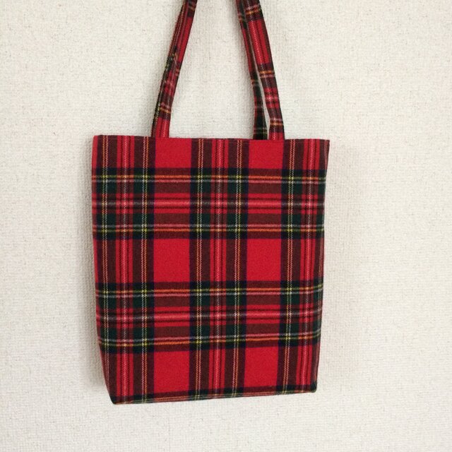 ウールのタータンチェックバッグ