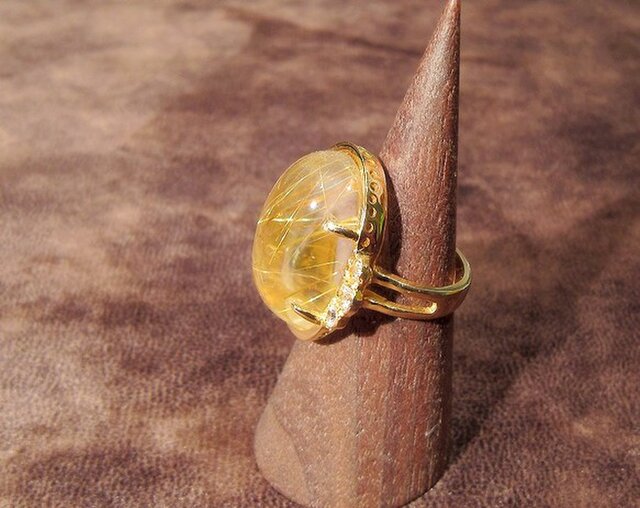 22×15mmルチルクォーツと合成ダイヤモンドの指輪（リング:7号、K24の金