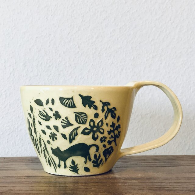 黄釉 kakiotoshi mug “猫の背伸び”の画像1枚目
