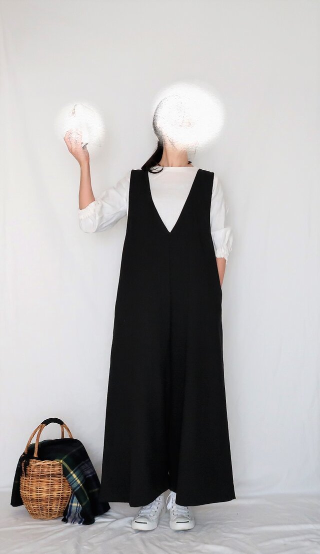 深Vネックオールインワン♡ロング丈♪ニット素材♡墨黒・杢調グレー♥の画像1枚目