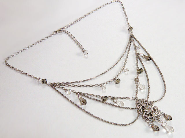 【スワロフスキー】Hilt ネックレス リングデザイン クリスタル SWAROVSKI スワロフスキー 5642928（31） ダンシングクリスタル