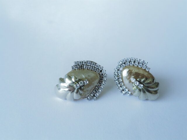 パール&シェルビジューイヤリング ミリアムハスケル vintage earrings Miriam Haskell <Pの画像1枚目