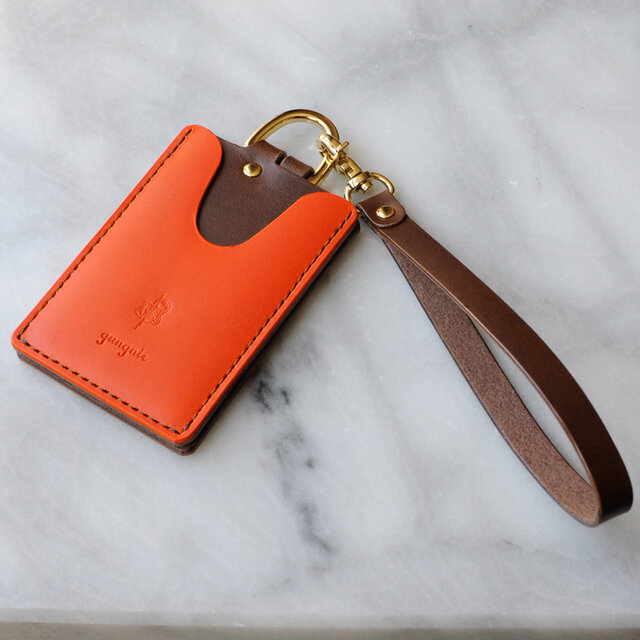 2種類のICカードが使えるパスケース タイプC | iichi 日々の暮らしを