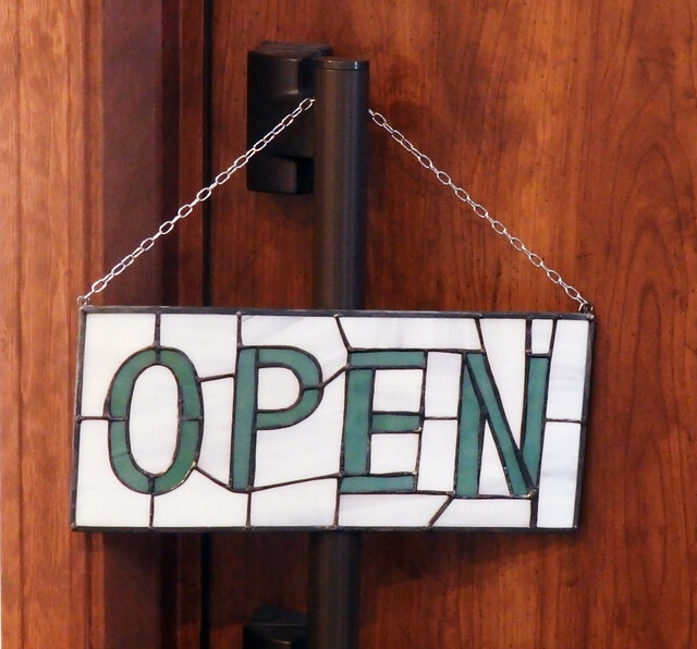 ステンドグラスのストアサイン 「OPEN」の画像1枚目