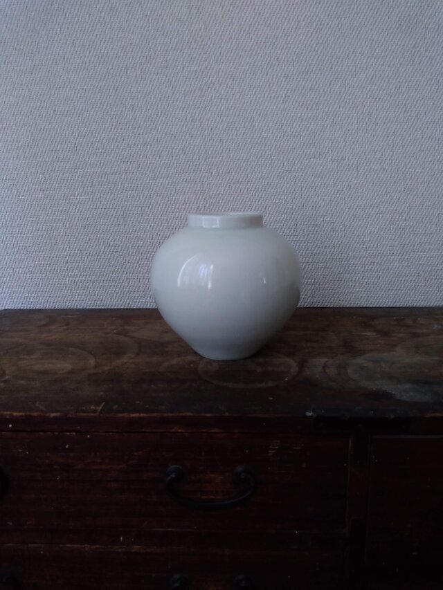 磁器 壺の画像1枚目