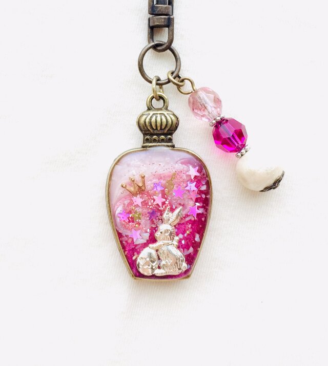 香水瓶キーホルダー ｳｻｷﾞ （星の王国）