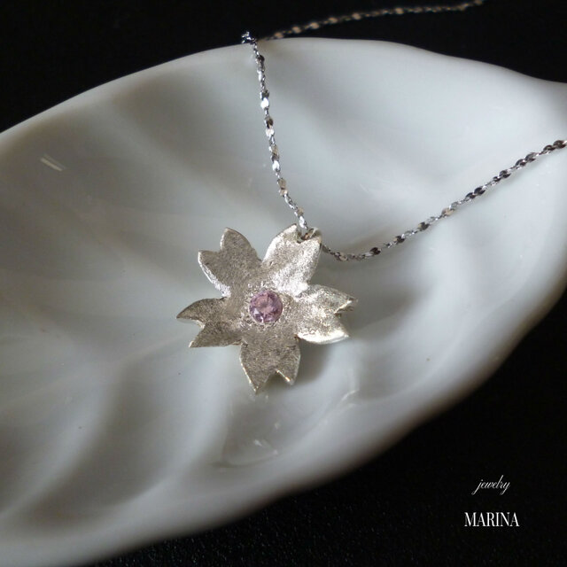SAKURA - silverの画像1枚目