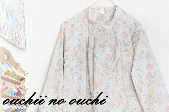 LIBERTY リバティ ♡タックスタンドカラーチュニックワンピの画像1枚目