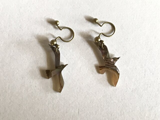 なっつです。ノンホールピアス2点 ノンホールピアス No.1117とり2/2 | iichi 日々の暮らしを