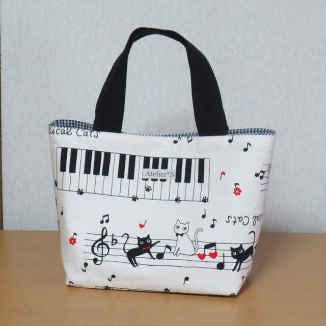 再販 ミニトートバッグ ネコと鍵盤柄 生成 Iichi ハンドメイド クラフト作品 手仕事品の通販