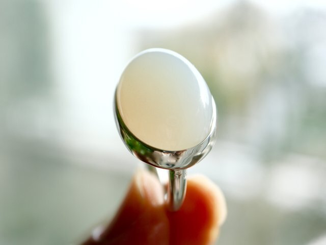 ライチホワイトなオニキス ringの画像1枚目