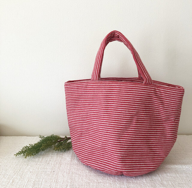 たっぷり入る❤︎ボーダートートbagの画像1枚目