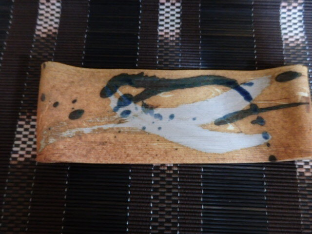 陶芸 長平皿 素焼き 流線模様 ②の画像1枚目