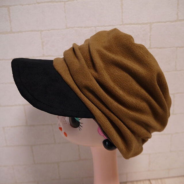 スエード調フェイクレザーで作ったキャップ（キャメル３）